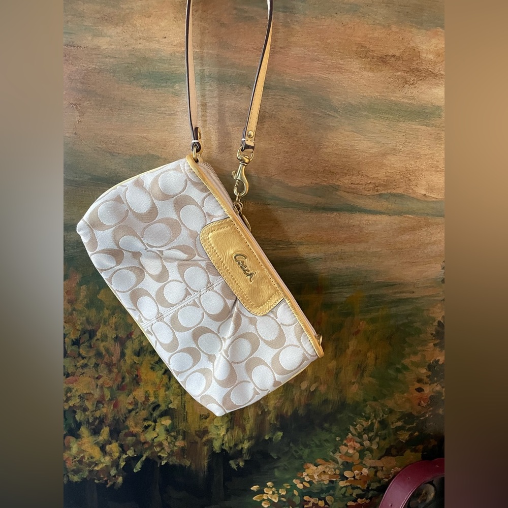 Coach Y2k Wristlet Wallet. Like New Condition. - image 1